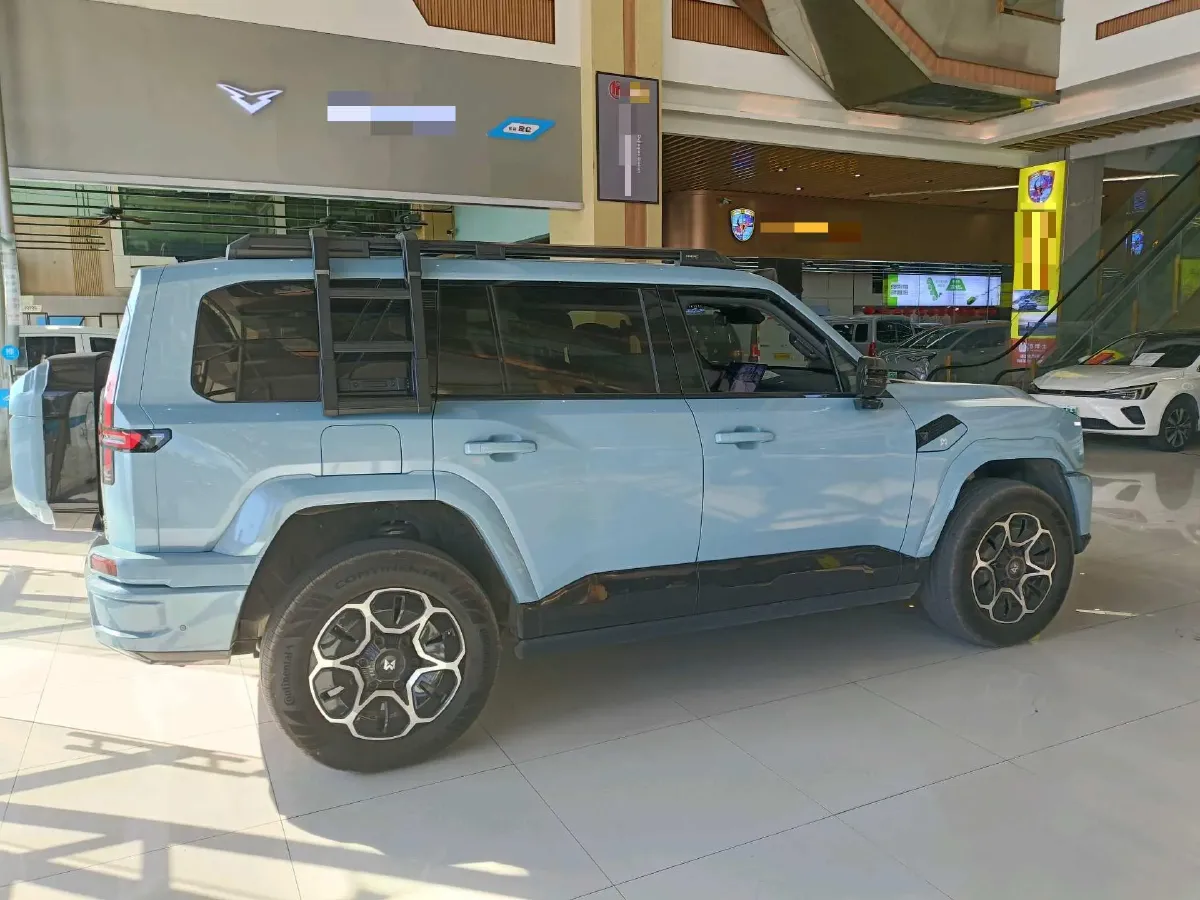 2025 M Hero WarriorM817 1.5T 197HP L4 2DHT PHEV,autocango,china used car exporter,china ev exporter,chinese used car exporter,chinese used ev exporter