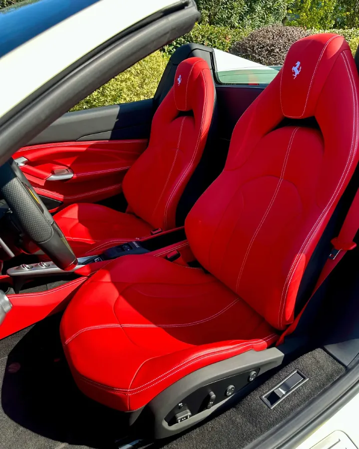 2020 Ferrari F8 3.9T 720HP V8 7DCT,autocango,china used car exporter,china ev exporter,chinese used car exporter,chinese used ev exporter