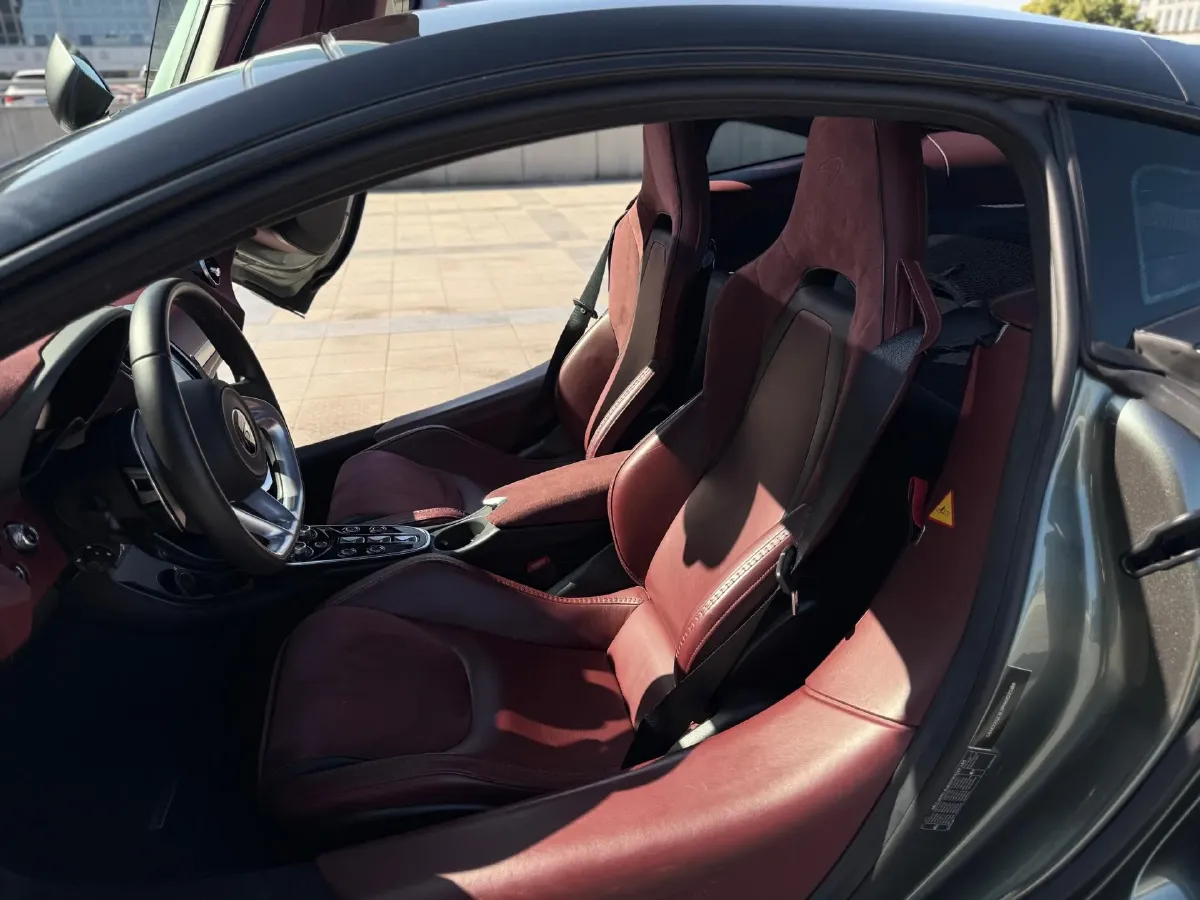 2023 McLaren GT 4.0T 620HP V8 7DCT,autocango,china used car exporter,china ev exporter,chinese used car exporter,chinese used ev exporter