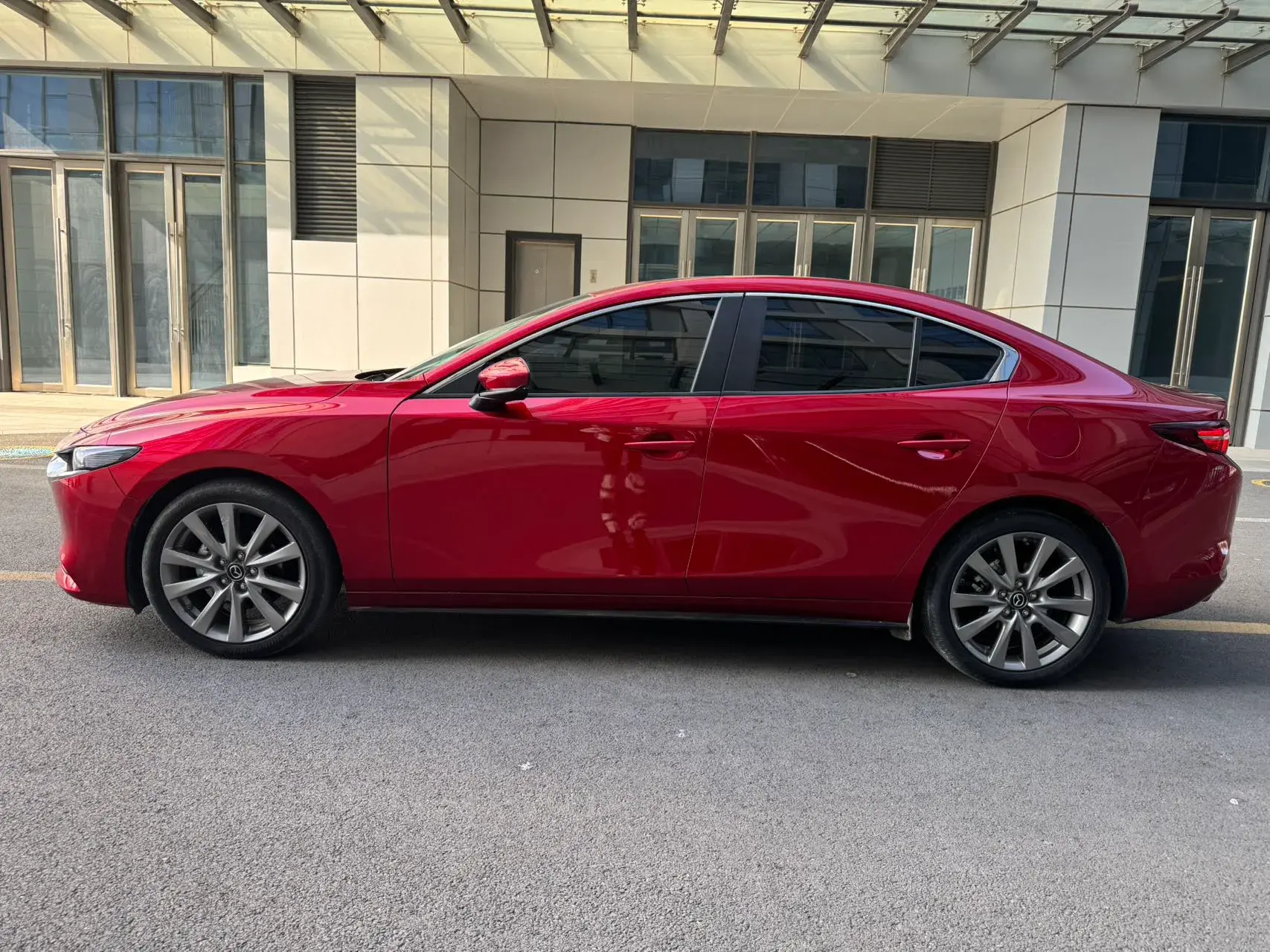 2022 MAZDA 3 thumbnail 4