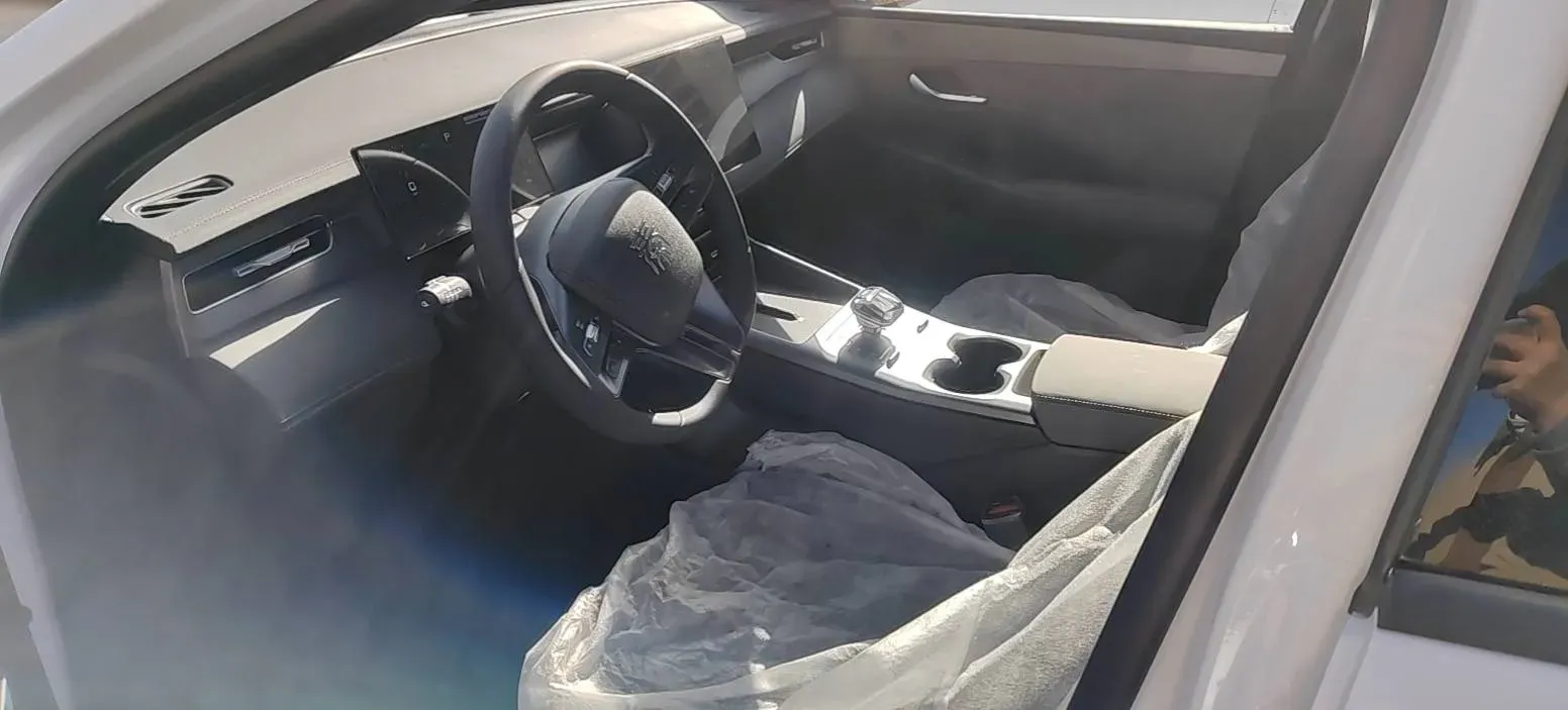 2025 BYD Seal05 DM-i 1.5L 101HP L4 E-CVT PHEV 7.68KWH,autocango,china used car exporter,china ev exporter,chinese used car exporter,chinese used ev exporter