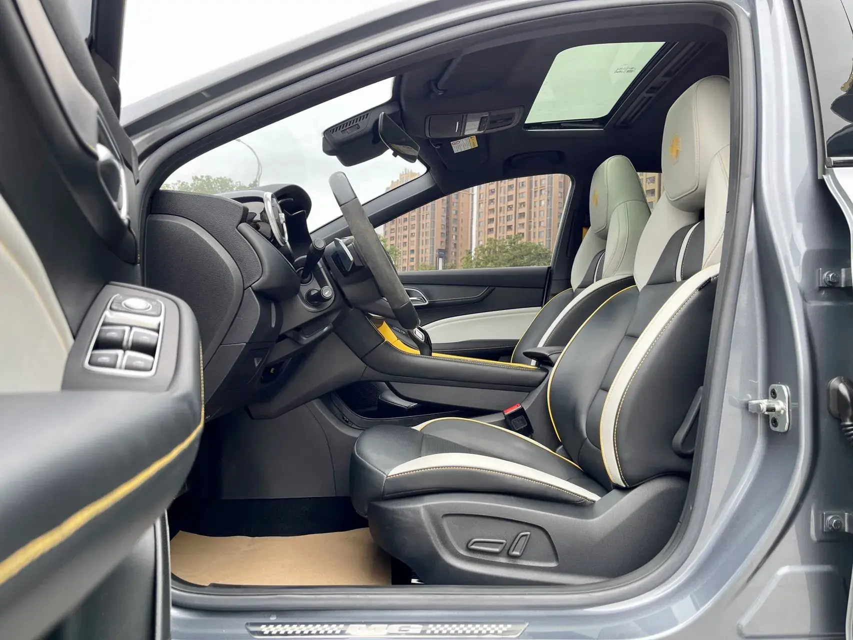 2021 MG MG6 thumbnail 4