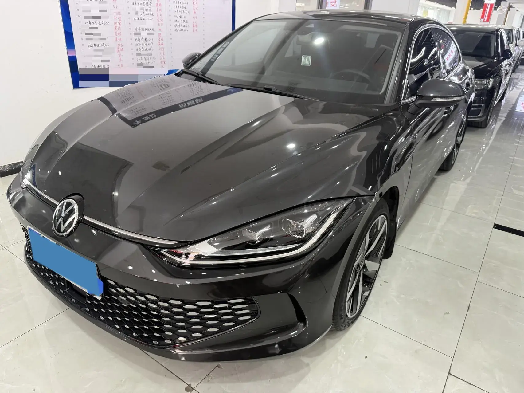 2023 VOLKSWAGEN LAMANDO view 1