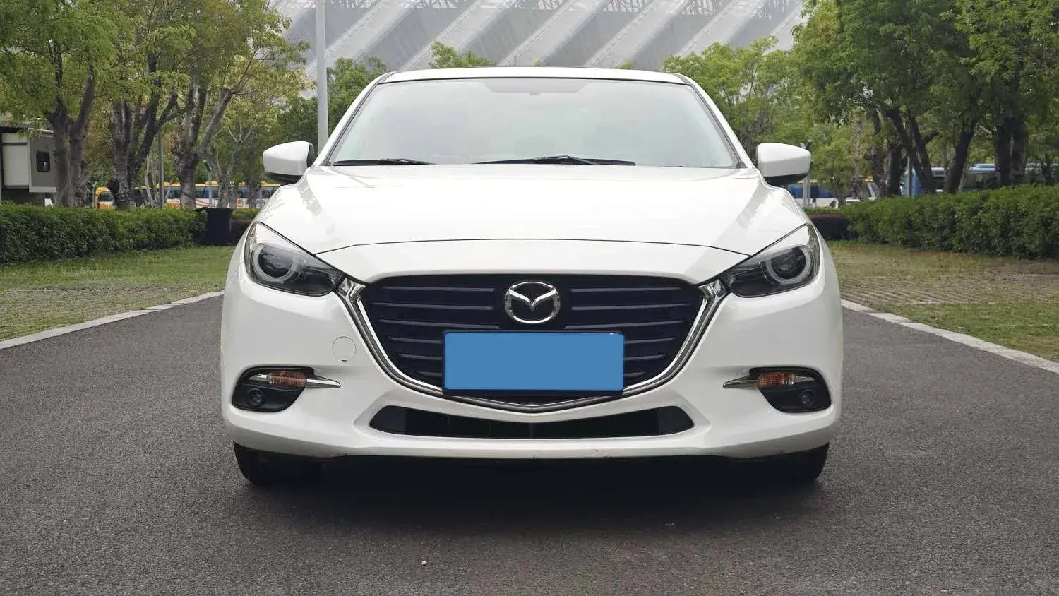 2017 MAZDA 3 thumbnail 2