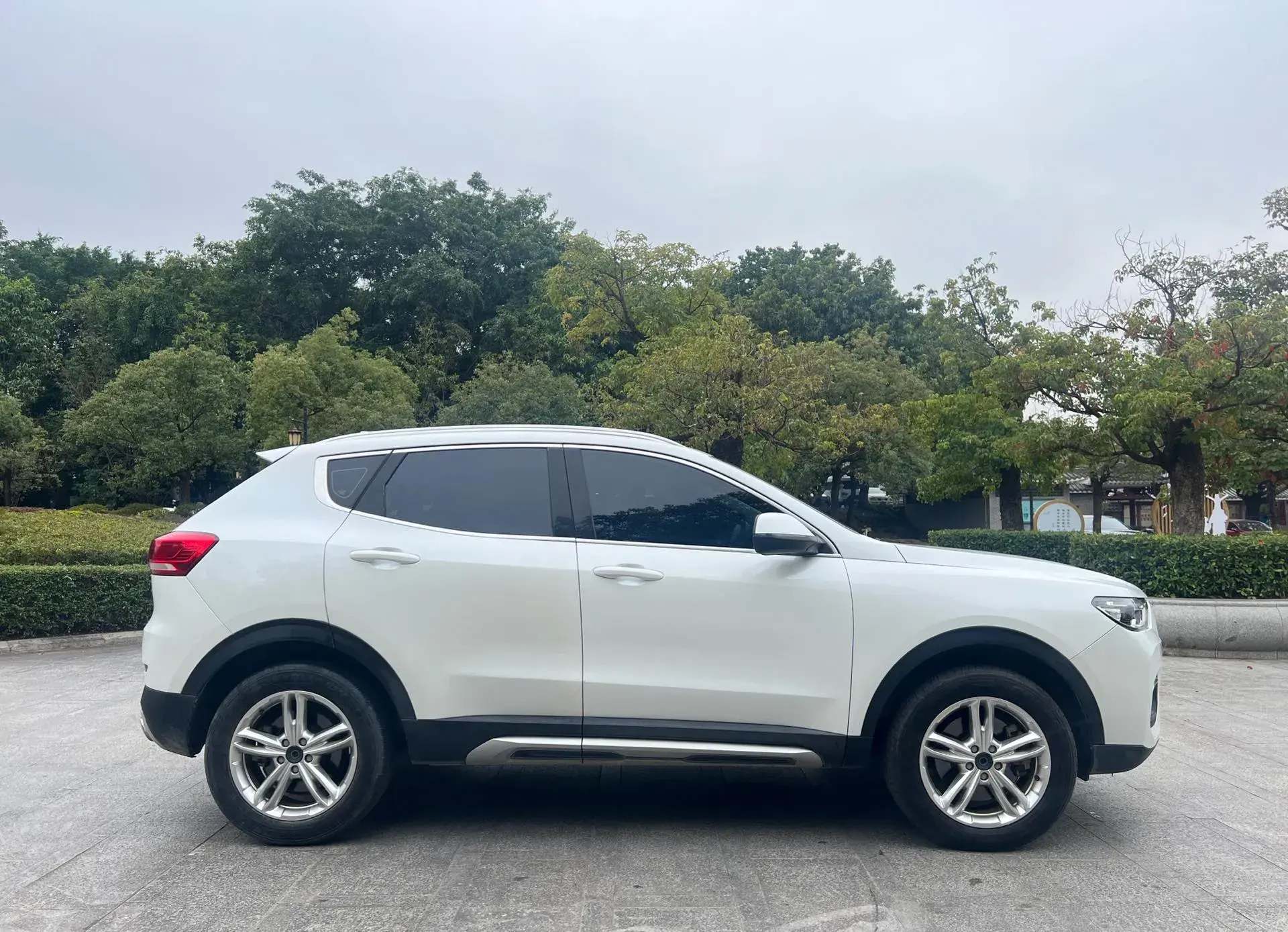 2019 HAVAL H4 thumbnail 4