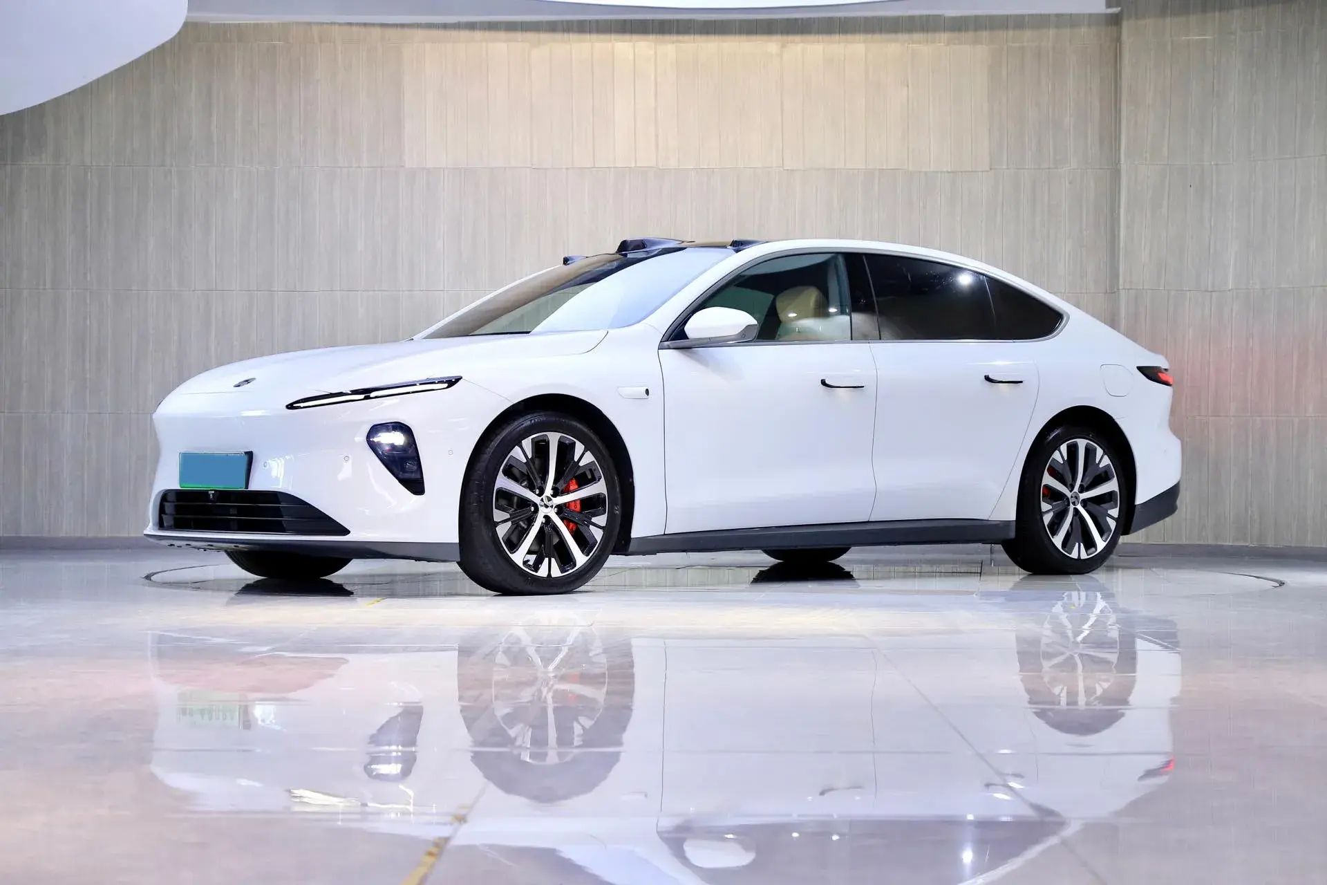 2021 VOLKSWAGEN ID.6 view 1