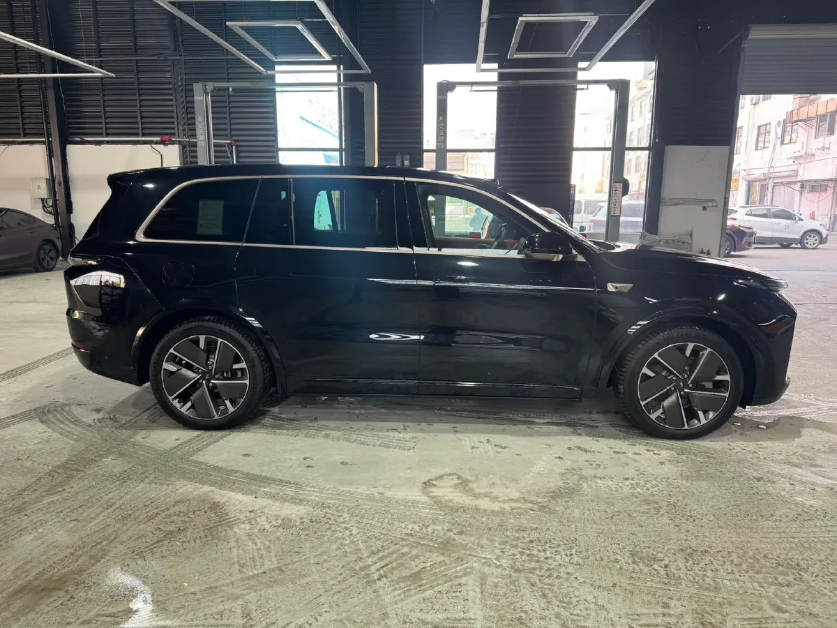 2025 Li L9 Range Extended 154HP REEV,autocango,china used car exporter,china ev exporter,chinese used car exporter,chinese used ev exporter