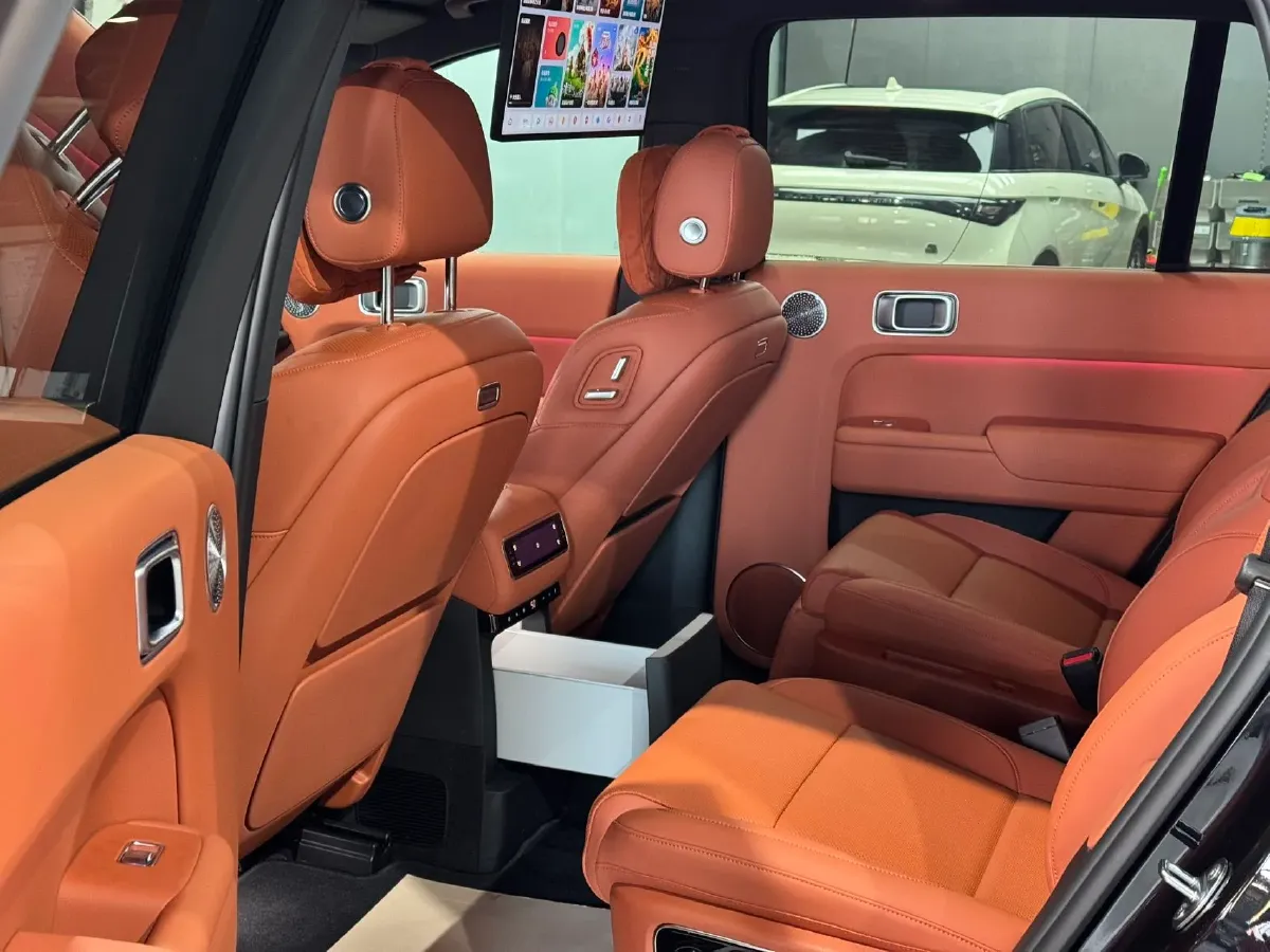 2025 Li L9 Range Extended 154HP REEV,autocango,china used car exporter,china ev exporter,chinese used car exporter,chinese used ev exporter