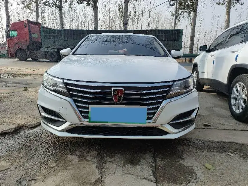 2019 ROEWE I6 thumbnail 2