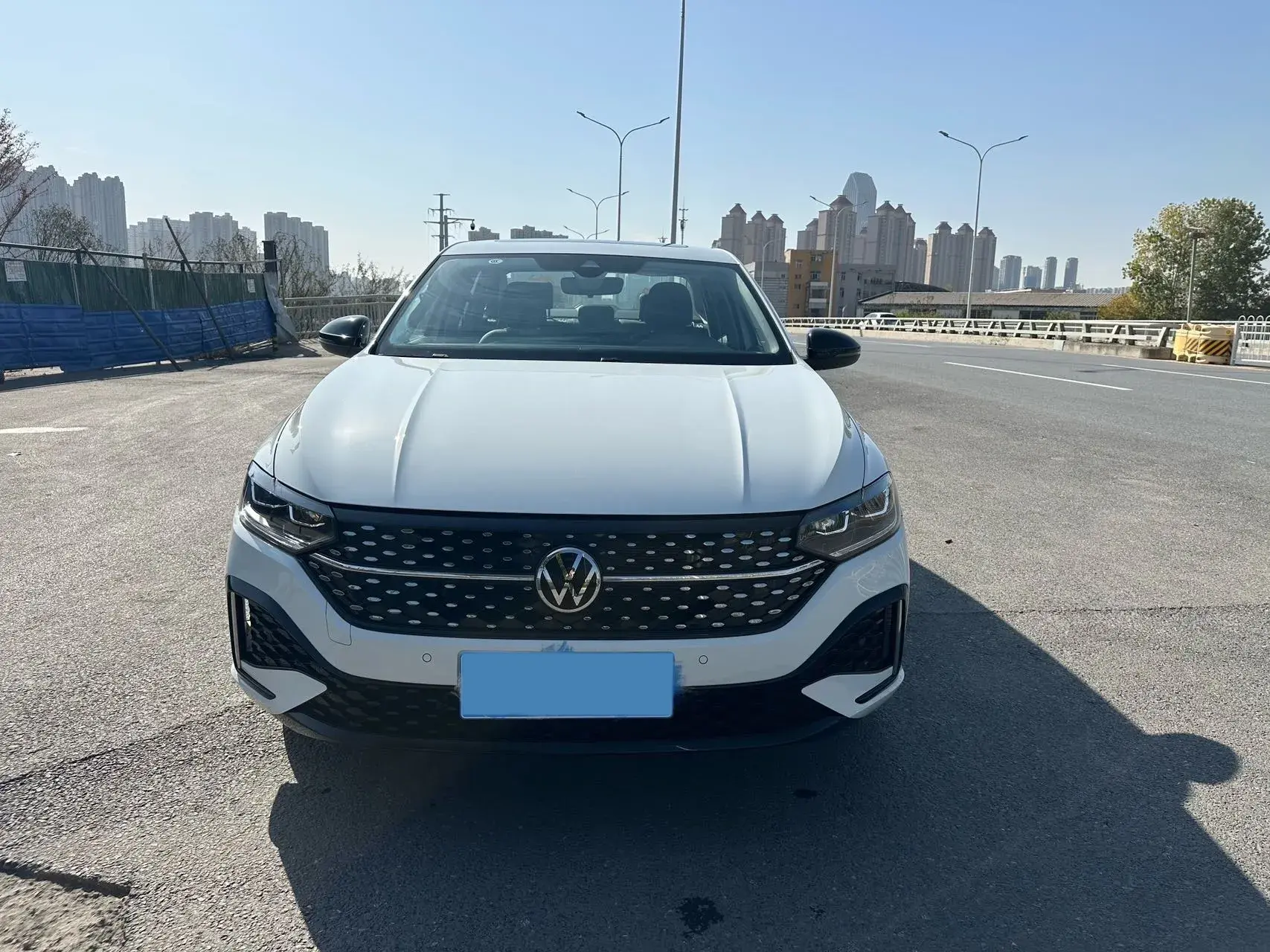 2024 VOLKSWAGEN LAVIDA thumbnail 2