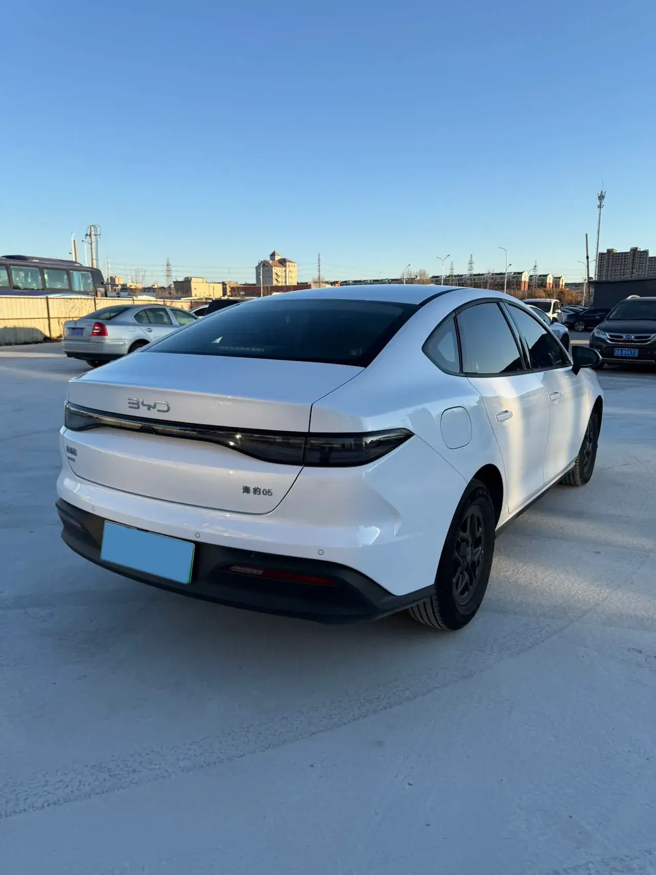 2025 BYD SEAL05 thumbnail 4