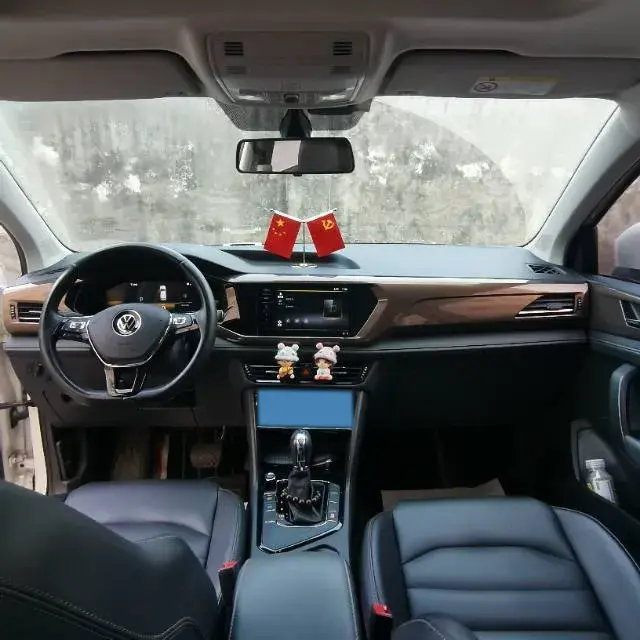 2021 VOLKSWAGEN THARU thumbnail 4