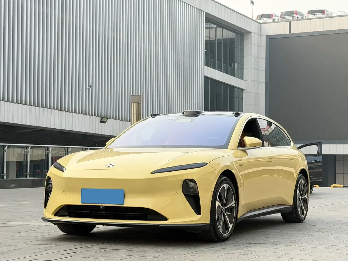 2024 NIO ET5 BEV 75KWH