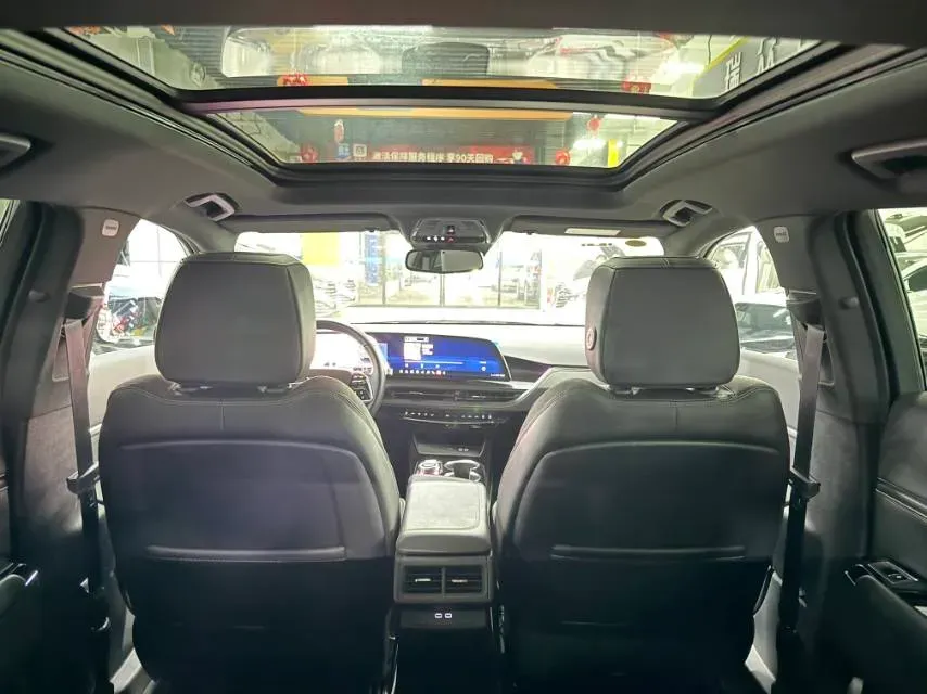 2023 Cadillac GT4 1.5T 211HP L4 9AT,autocango,china used car exporter,china ev exporter,chinese used car exporter,chinese used ev exporter