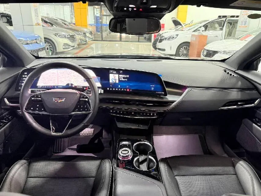 2023 Cadillac GT4 1.5T 211HP L4 9AT,autocango,china used car exporter,china ev exporter,chinese used car exporter,chinese used ev exporter