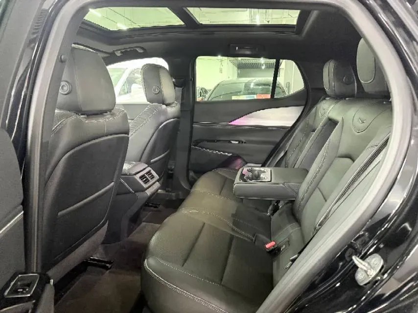 2023 Cadillac GT4 1.5T 211HP L4 9AT,autocango,china used car exporter,china ev exporter,chinese used car exporter,chinese used ev exporter