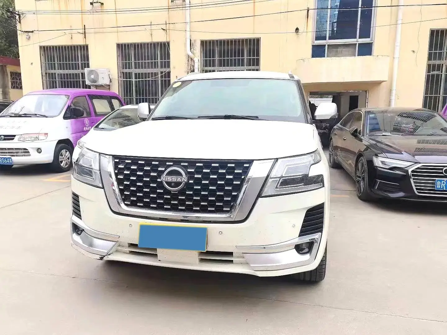 2018 NISSAN PATROL thumbnail 3