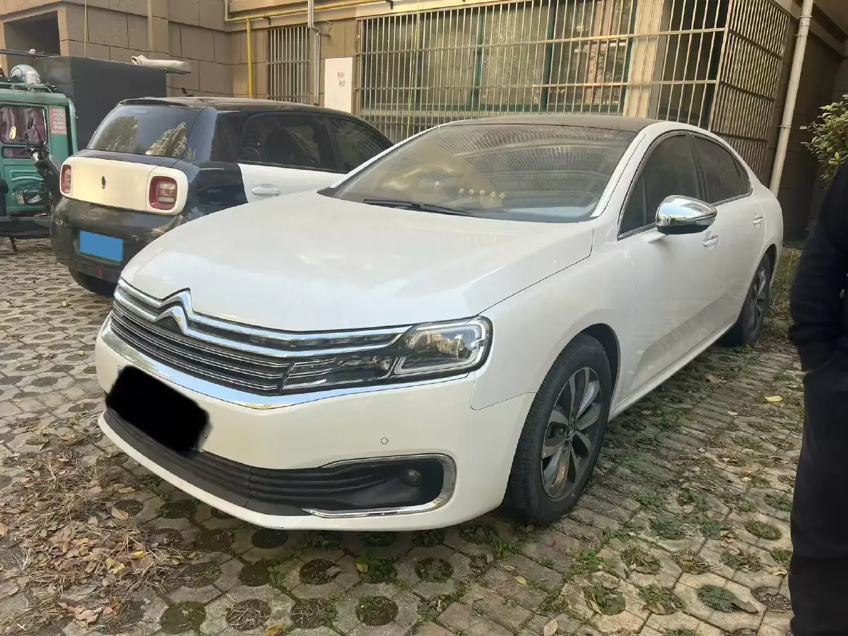2022 Citroen C6 1.8T 211HP L4 8AT