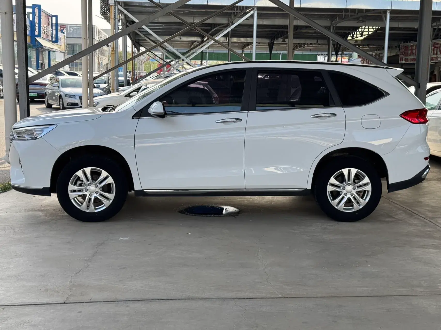 2021 HAVAL M6 thumbnail 4