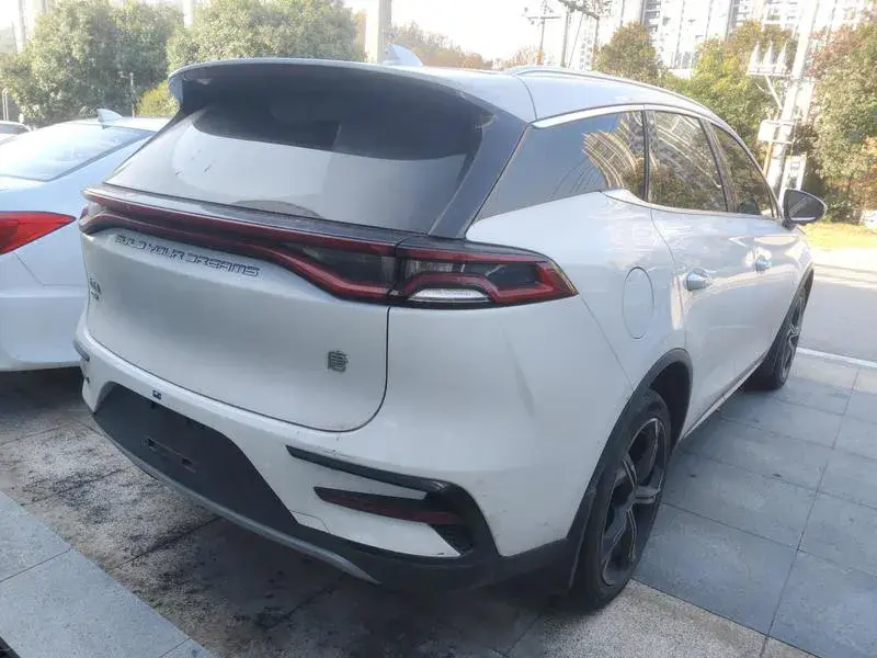 2021 BYD TANG thumbnail 2