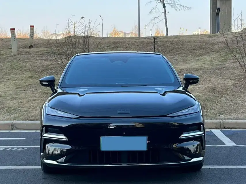 2025 GEELY GALAXY thumbnail 2