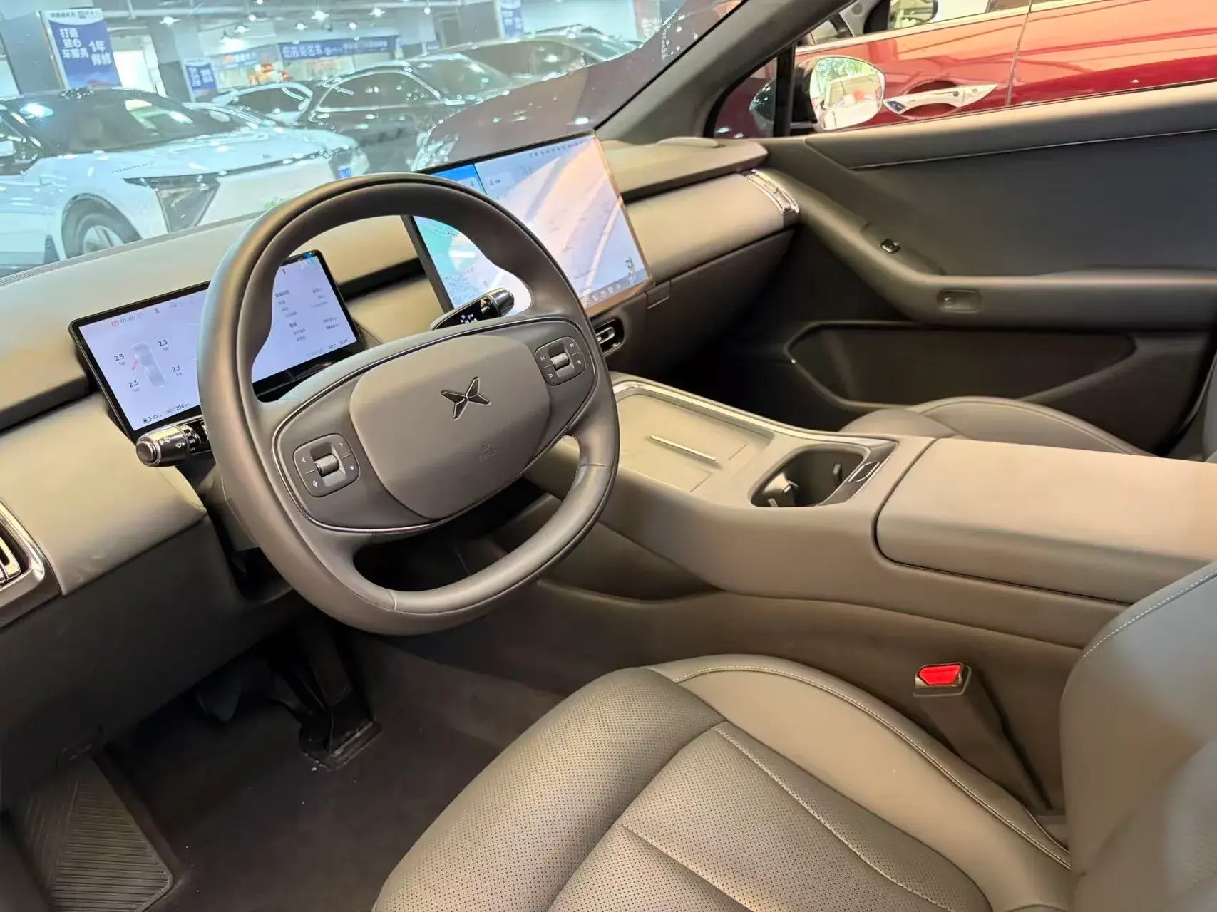 2024 XPENG P7+ thumbnail 4