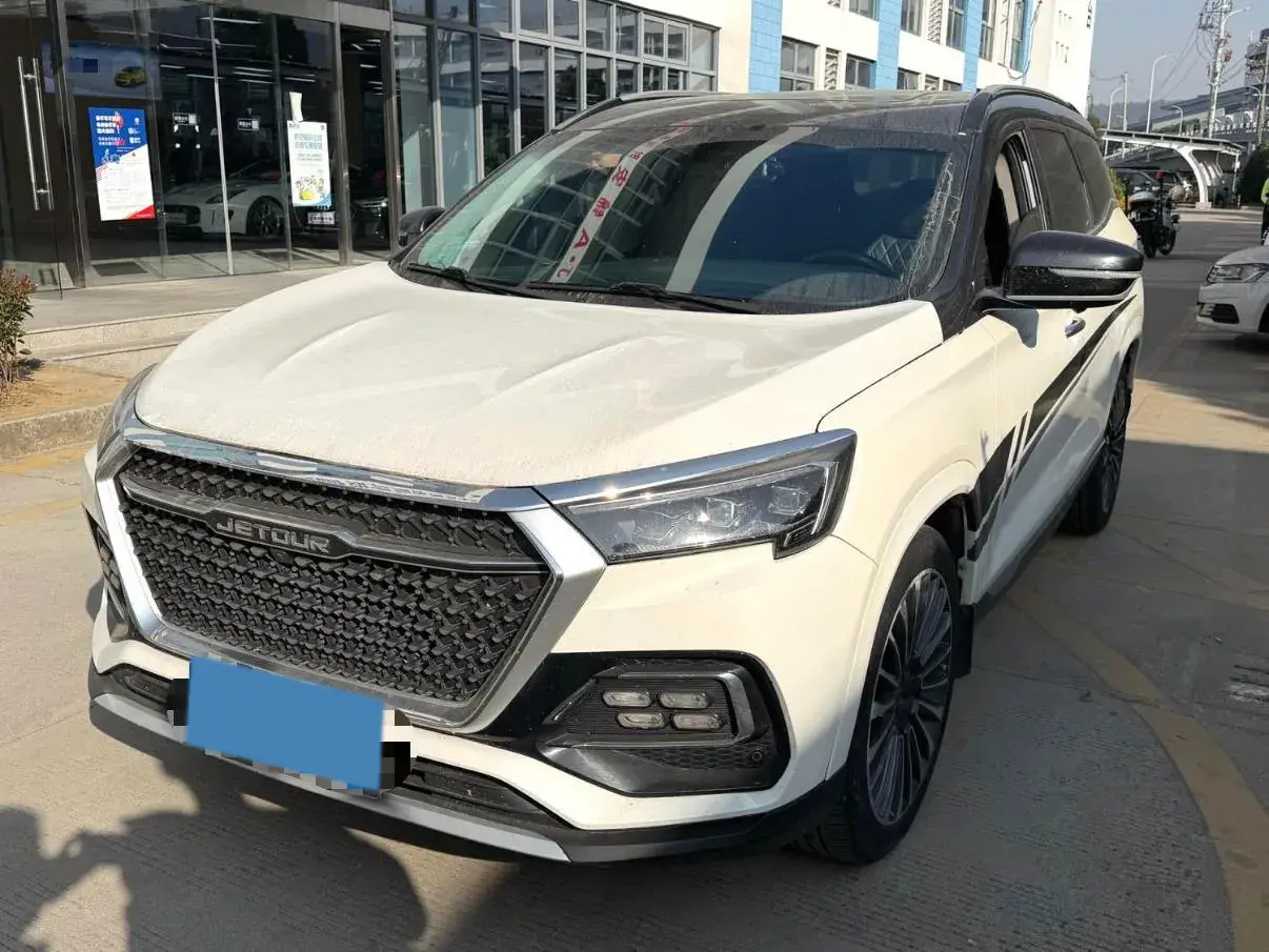 2020 JETOUR X95 view 1