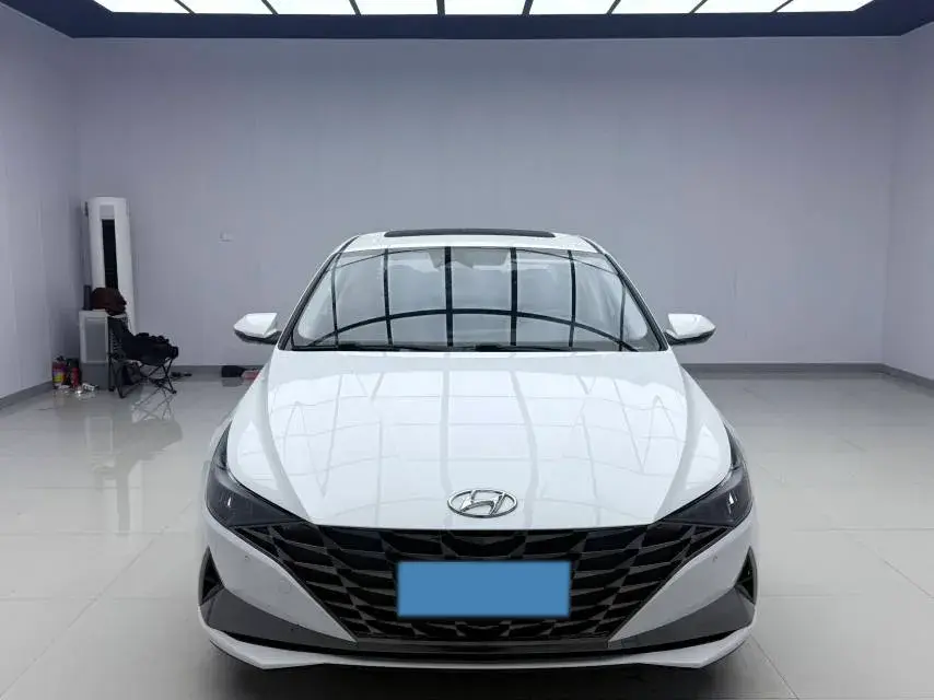 2022 HYUNDAI ELANTRA thumbnail 2