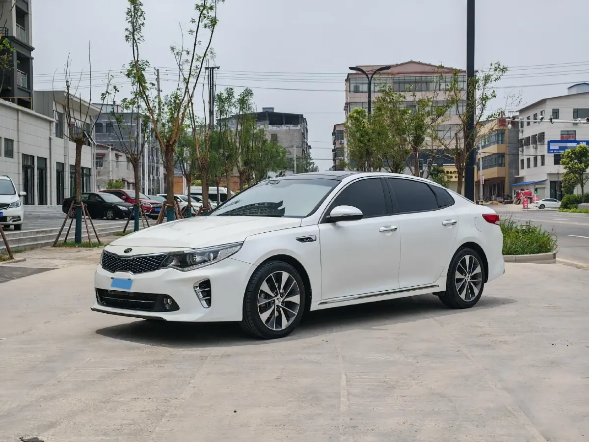 2016 Kia K5 1.6T 180HP L4 7DCT