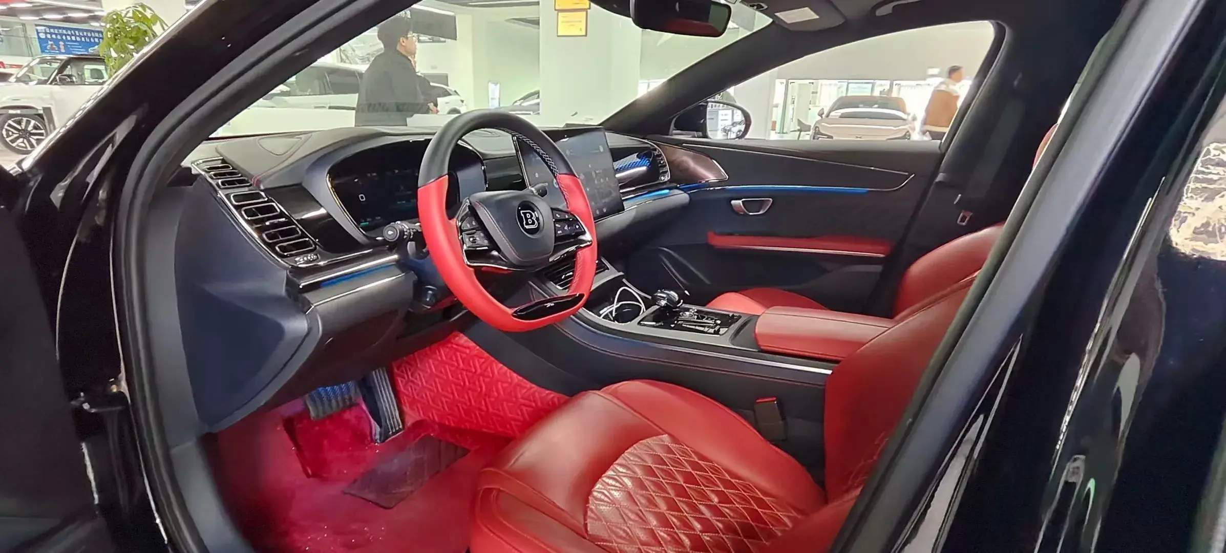 2020 BYD HAN thumbnail 3