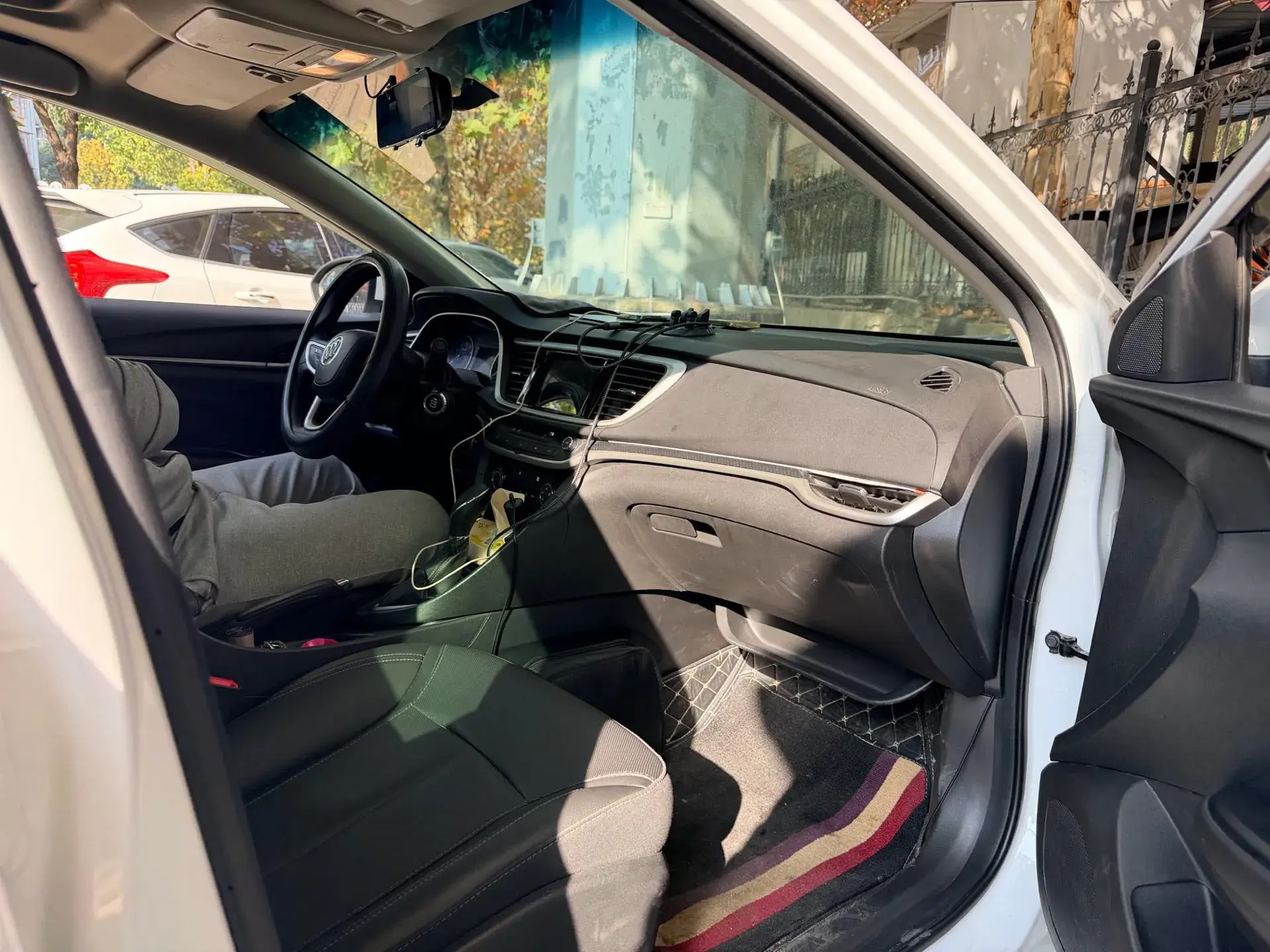 2021 BUICK EXCELLE thumbnail 2