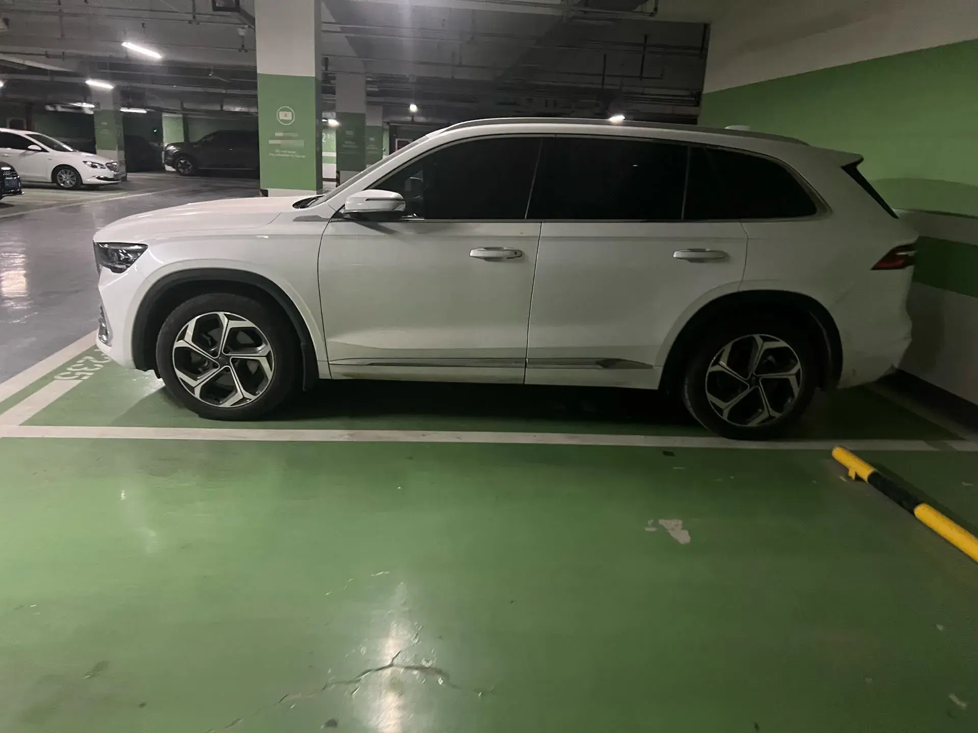 2021 GEELY MONJARO thumbnail 2