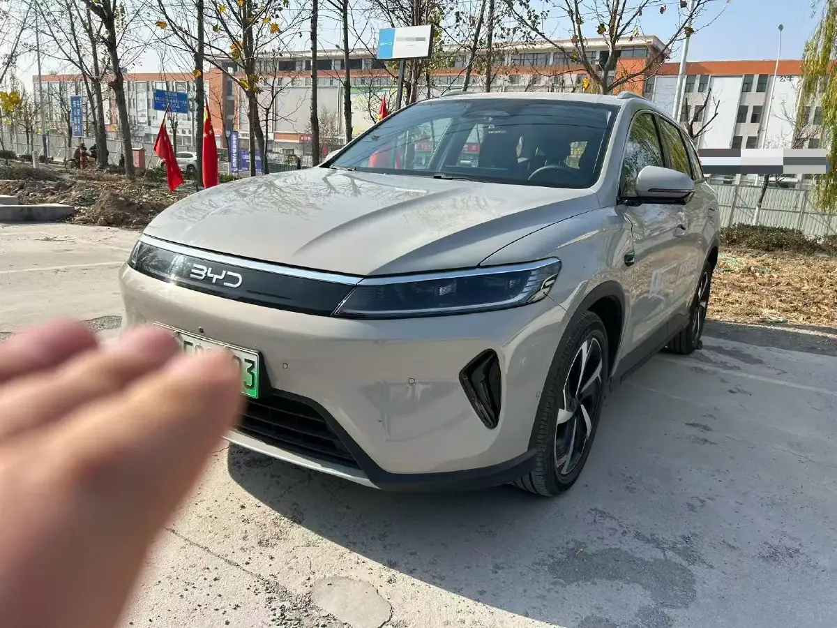 2025 BYD Sea Lion 05 DM-i 1.5L 101HP L4 E-CVT PHEV 18.3KWH