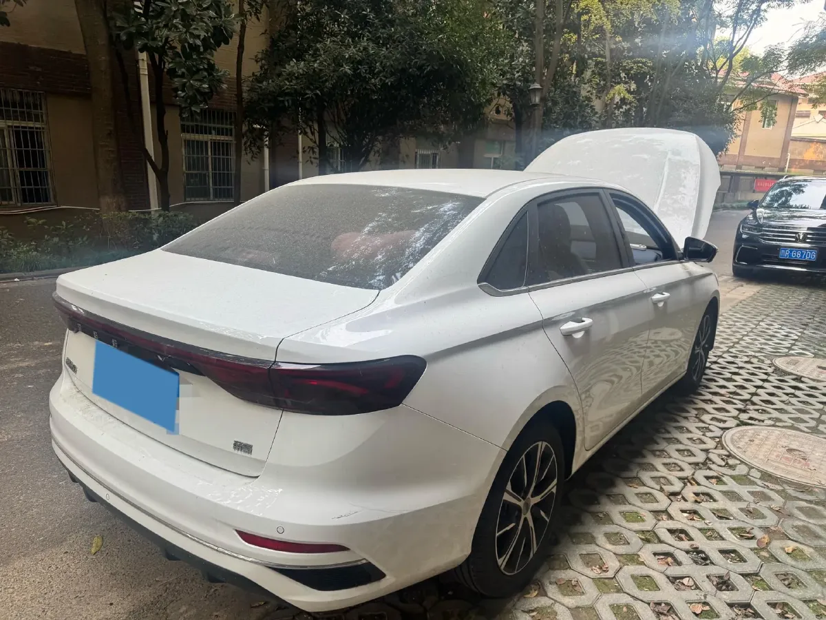2022 Geely Emgrand L 1.4T 141HP L4 CVT,autocango,china used car exporter,china ev exporter,chinese used car exporter,chinese used ev exporter