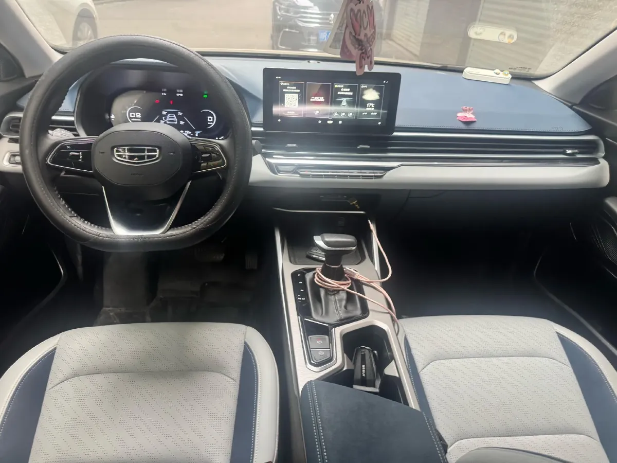 2022 Geely Emgrand L 1.4T 141HP L4 CVT,autocango,china used car exporter,china ev exporter,chinese used car exporter,chinese used ev exporter