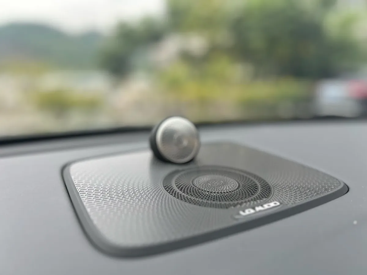 2023 Li L8 Range Extended 154HP REEV 40.9KWH,autocango,china used car exporter,china ev exporter,chinese used car exporter,chinese used ev exporter