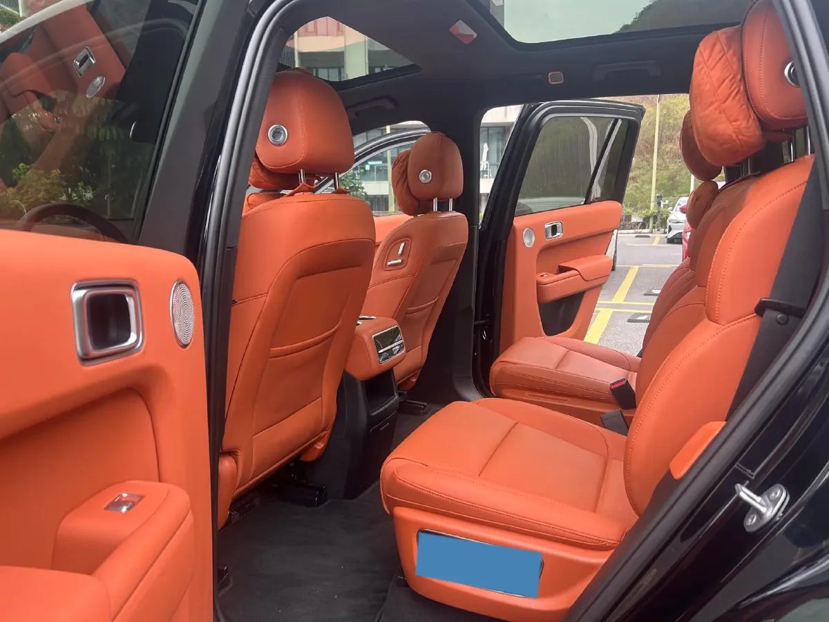 2023 Li L8 Range Extended 154HP REEV 40.9KWH,autocango,china used car exporter,china ev exporter,chinese used car exporter,chinese used ev exporter