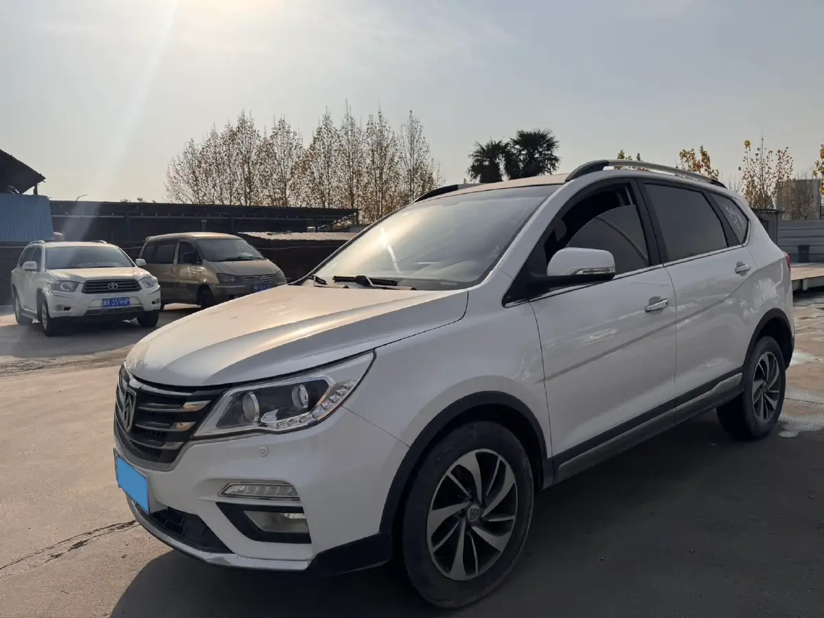2017 BaoJun 560 1.5T 150HP L4 6DCT