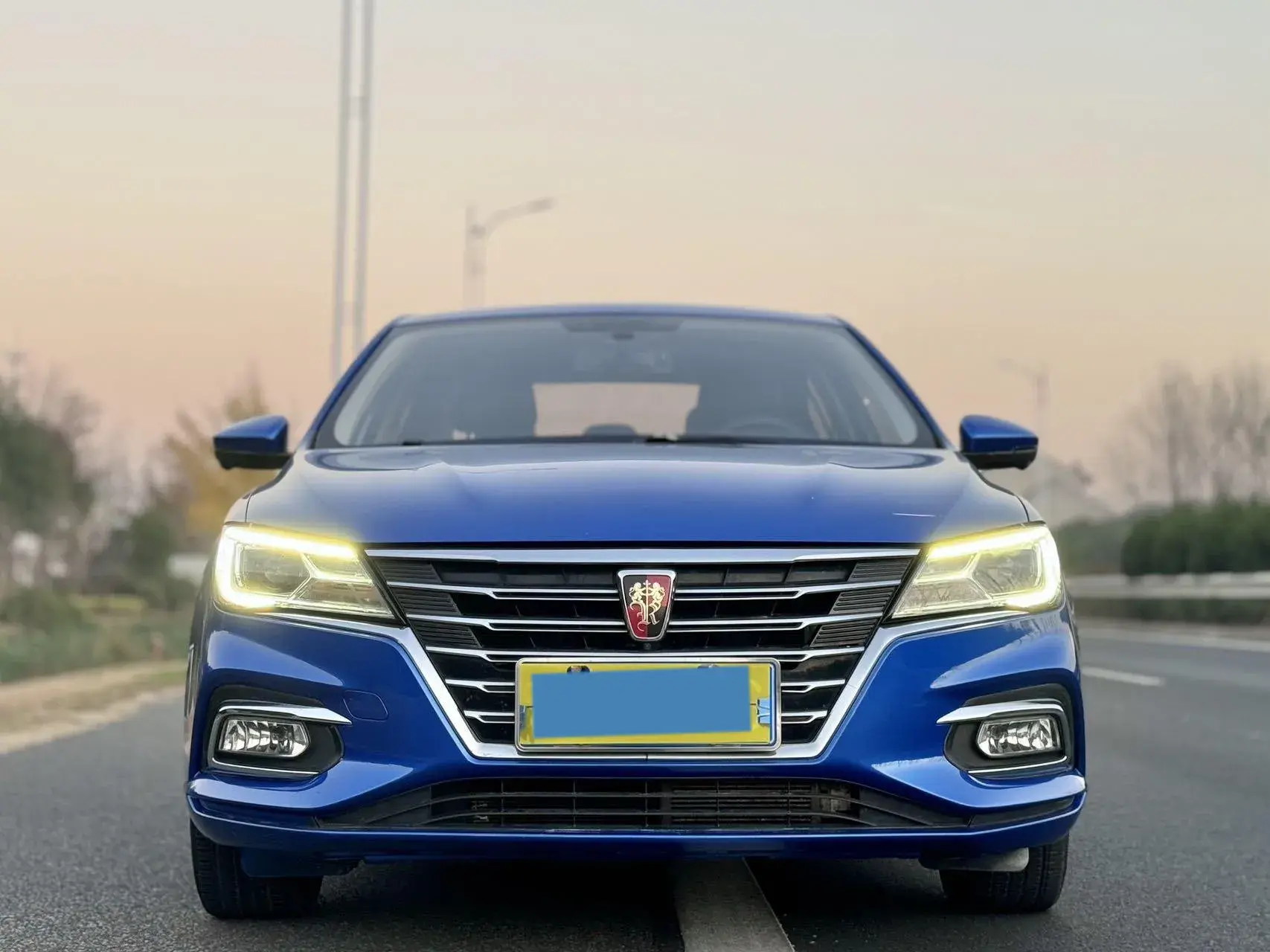 2019 ROEWE I5 thumbnail 2
