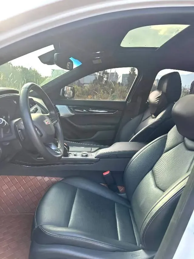 2021 Cadillac CT5 2.0T 237HP L4 10AT,autocango,china used car exporter,china ev exporter,chinese used car exporter,chinese used ev exporter