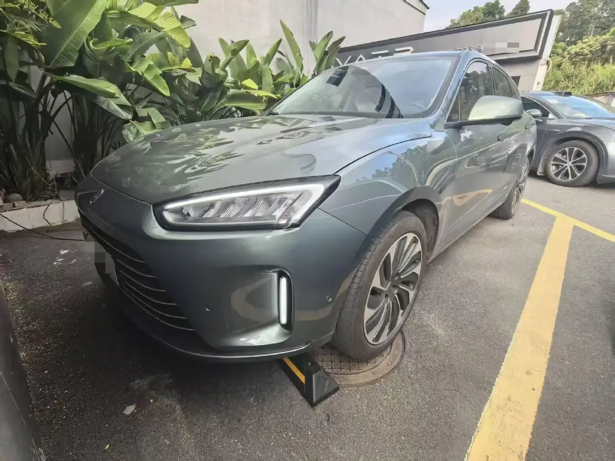 2022 HIMA AITO M5 Range Extended 125HP REEV 40KWH