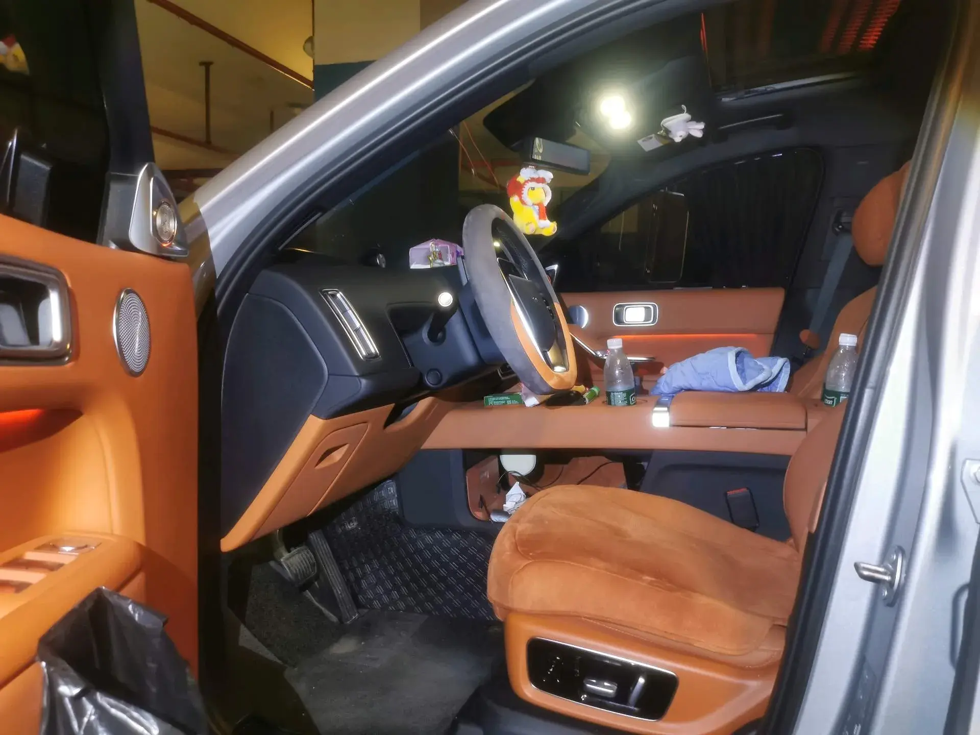 2023 LI L8 thumbnail 3