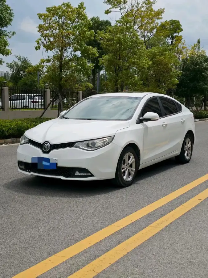 2016 MG GT 1.5T 129HP L4 6AT