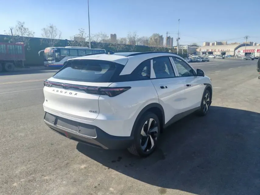 2025 ARCFOX αT5 BEV 65KWH,autocango,china used car exporter,china ev exporter,chinese used car exporter,chinese used ev exporter
