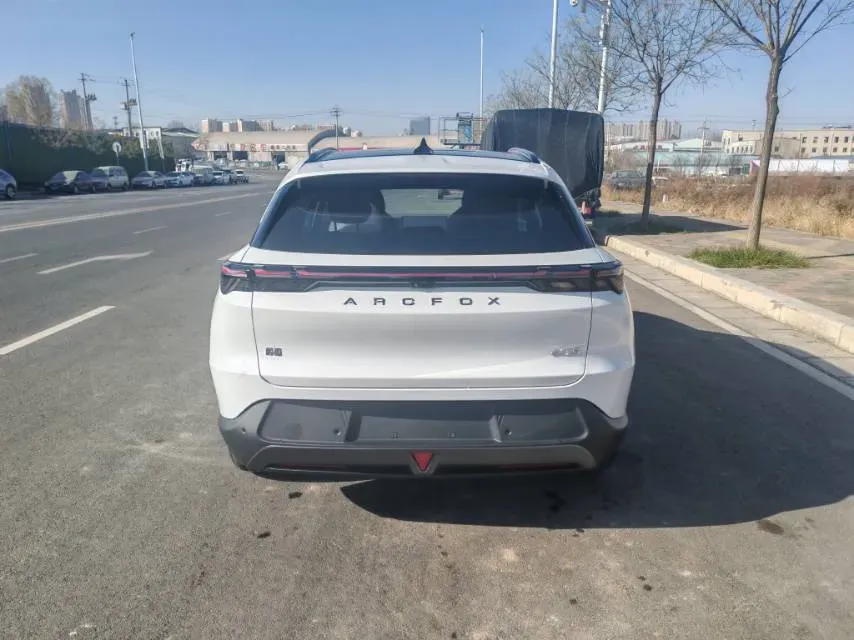 2025 ARCFOX αT5 BEV 65KWH,autocango,china used car exporter,china ev exporter,chinese used car exporter,chinese used ev exporter
