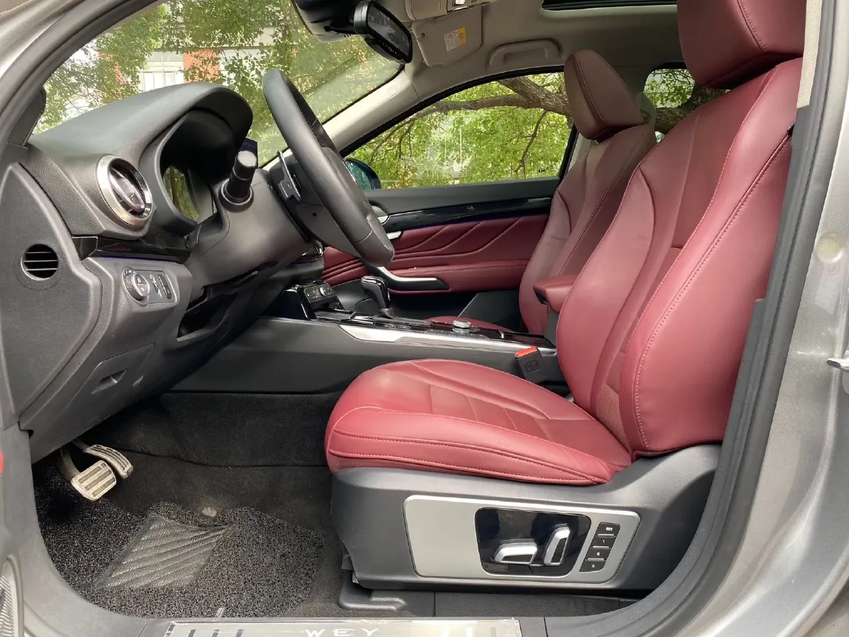 2017 Zotye T700 2.0T 190HP L4 8AT,autocango,china used car exporter,china ev exporter,chinese used car exporter,chinese used ev exporter