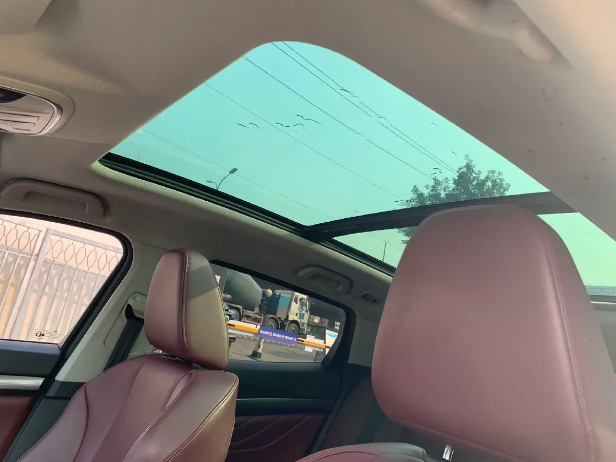 2017 Zotye T700 2.0T 190HP L4 8AT,autocango,china used car exporter,china ev exporter,chinese used car exporter,chinese used ev exporter