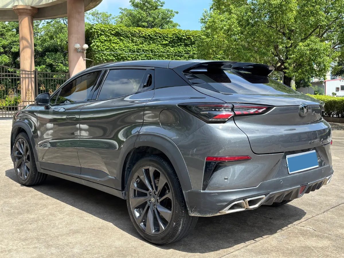 2020 ChangAn UNI-T 1.5T 180HP L4 7DCT,autocango,china used car exporter,china ev exporter,chinese used car exporter,chinese used ev exporter