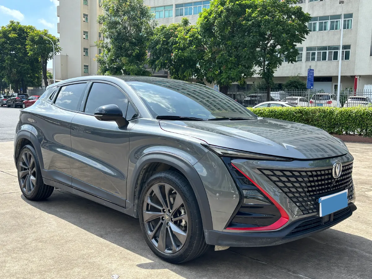 2020 ChangAn UNI-T 1.5T 180HP L4 7DCT,autocango,china used car exporter,china ev exporter,chinese used car exporter,chinese used ev exporter