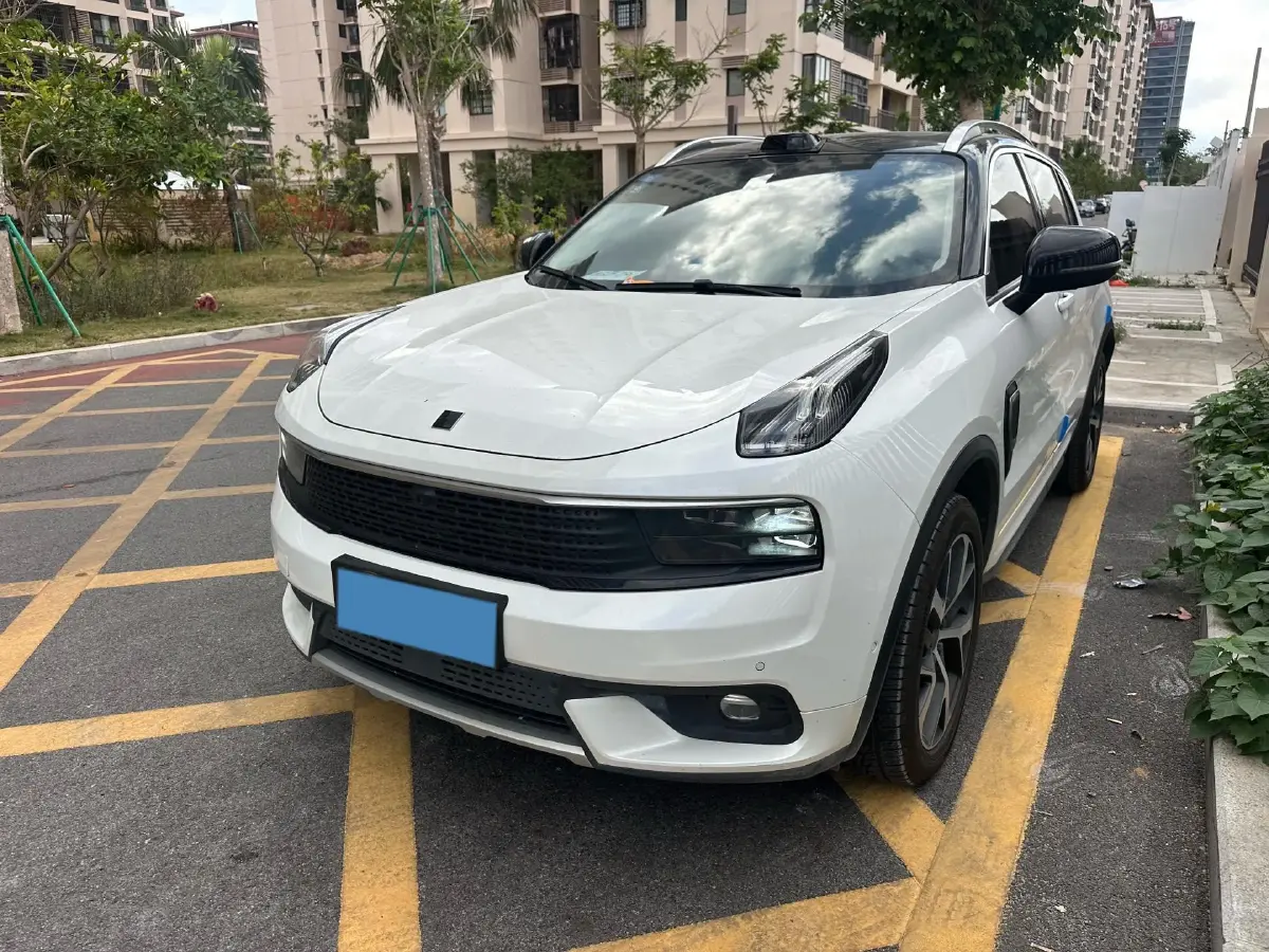 2019 LYNK&CO 01 EM-P 1.5T 180HP L3 7DCT PHEV 9.4KWH